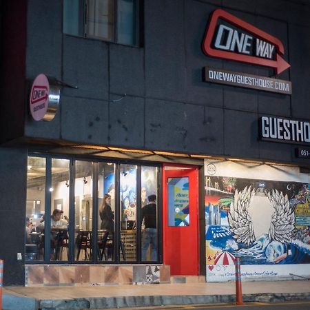 One Way Guesthouse بوسان المظهر الخارجي الصورة