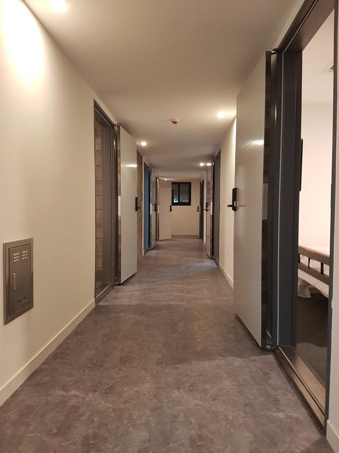 One Way Guesthouse بوسان المظهر الخارجي الصورة