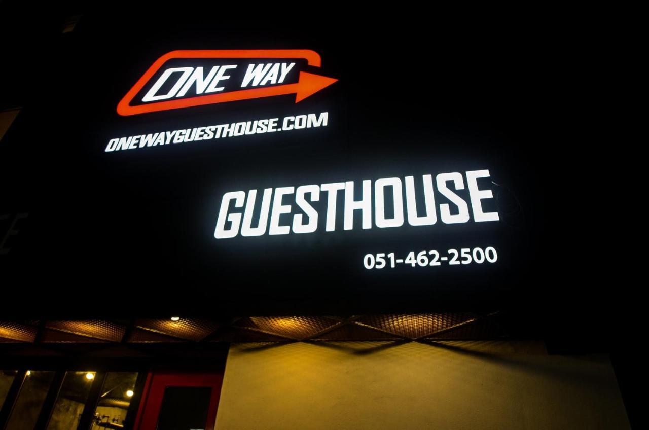 One Way Guesthouse بوسان المظهر الخارجي الصورة