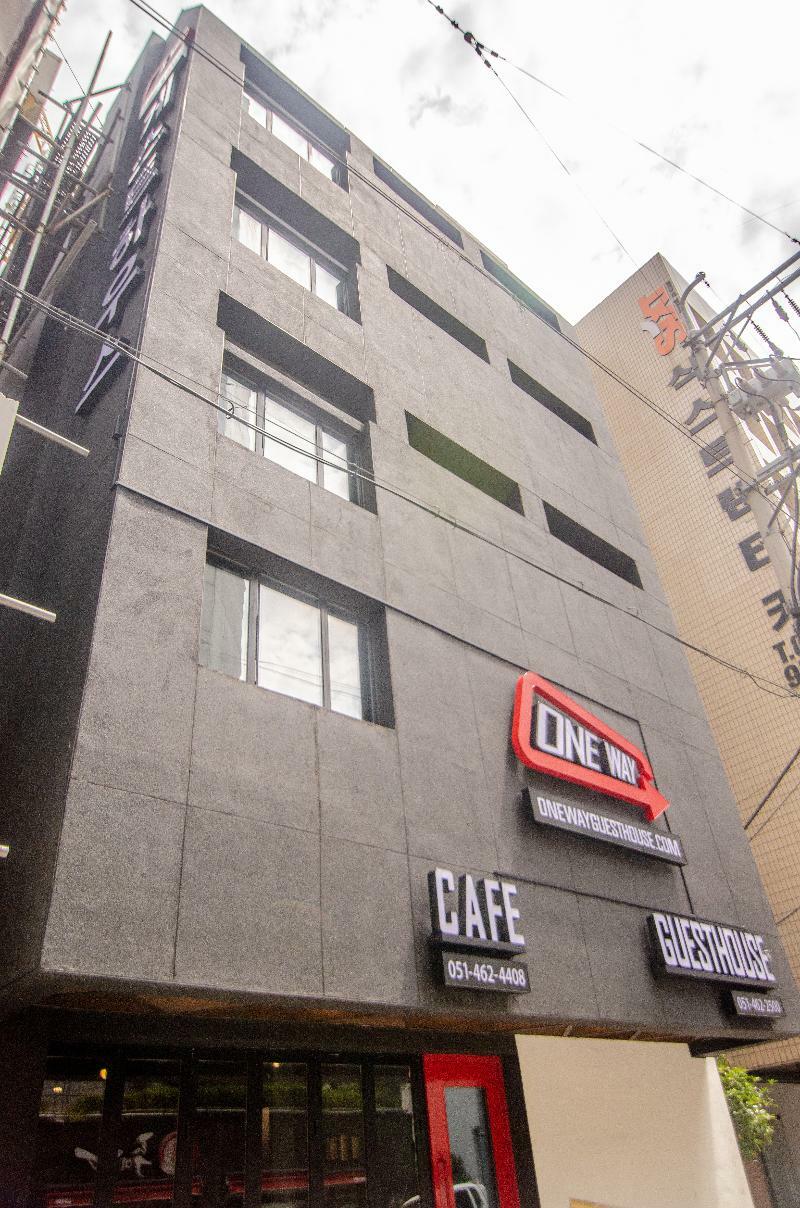One Way Guesthouse بوسان المظهر الخارجي الصورة