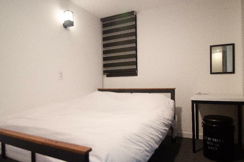 One Way Guesthouse بوسان المظهر الخارجي الصورة
